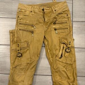 Robin's Jean Tan Boyfriend Jeans with Distressed Look